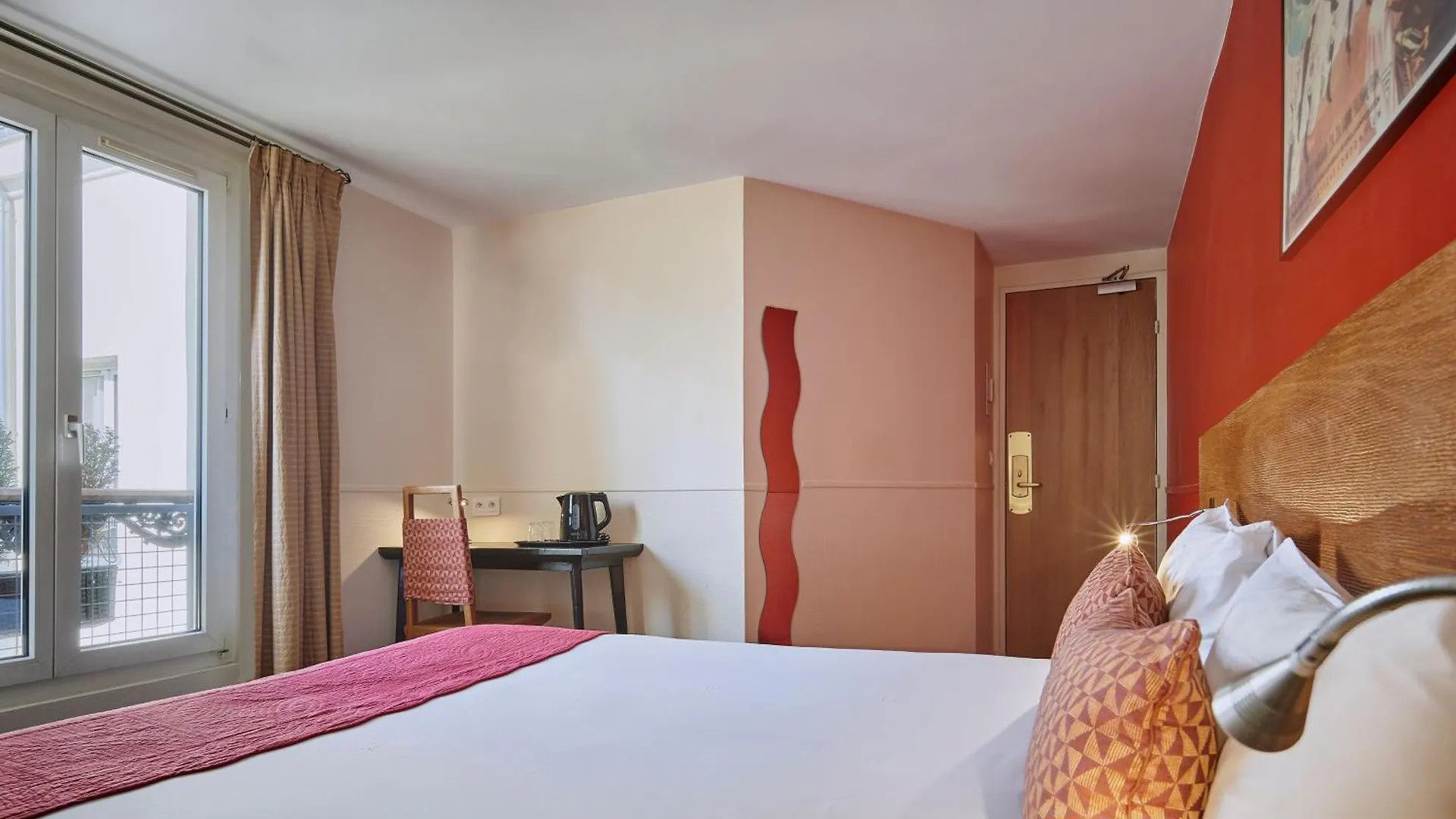 פריז Hotel Moulin Plaza By Happyculture