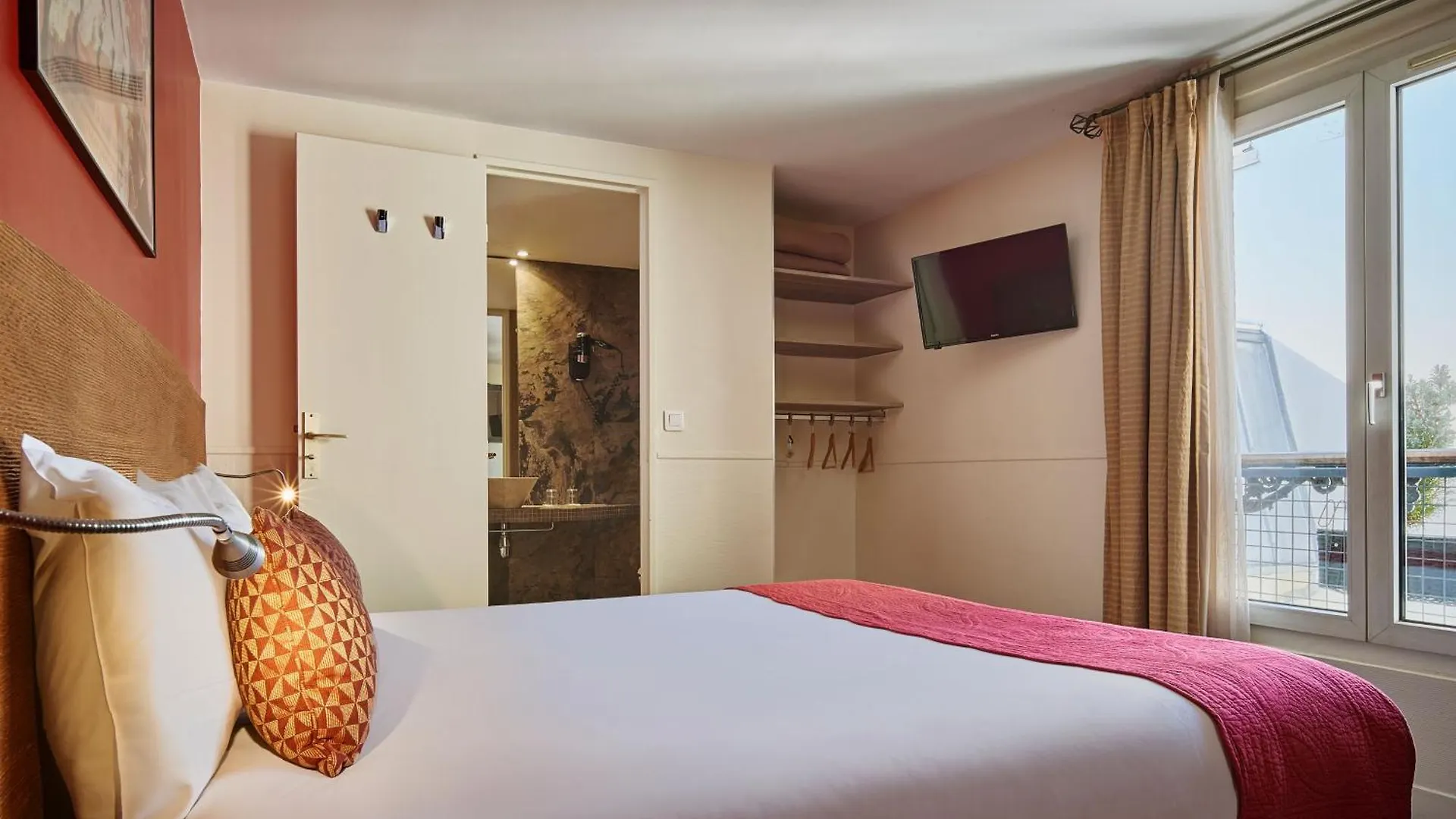 פריז Hotel Moulin Plaza By Happyculture