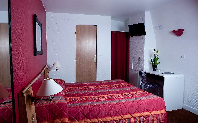 פריז Hotel Moulin Plaza By Happyculture צרפת